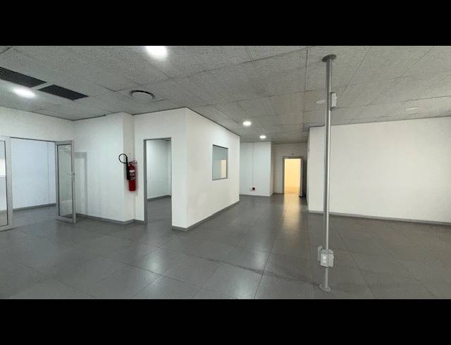 202M² OFFICE TO LET IN GLENWOOD